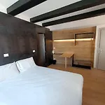 بيت ضيافة Le Meridiane In